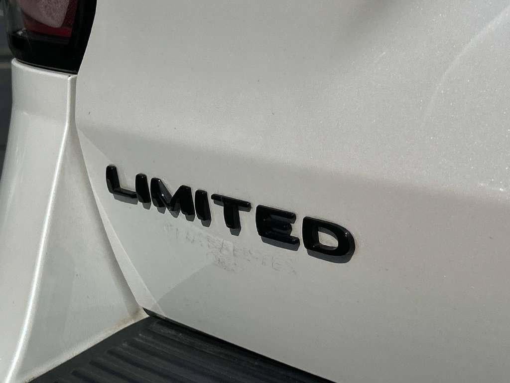 Used 2019 Ford Expedition Limited w/ Equipment Group 303A AWD/4WD image 10