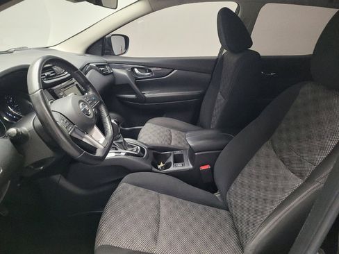 Used 2019 Nissan Rogue Sport SV w/ Technology Package image 17