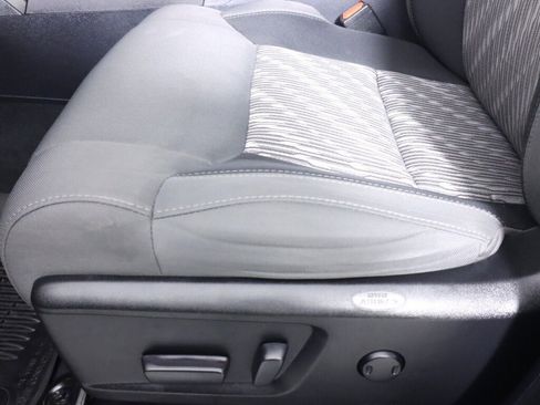 Used 2020 Toyota Tundra SR5 w/ SR5 Upgrade Package image 28