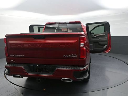 Used 2023 Chevrolet Silverado 1500 High Country w/ High Country Premium Package AWD/4WD image 34