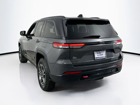 Used 2022 Jeep Grand Cherokee Trailhawk image 7