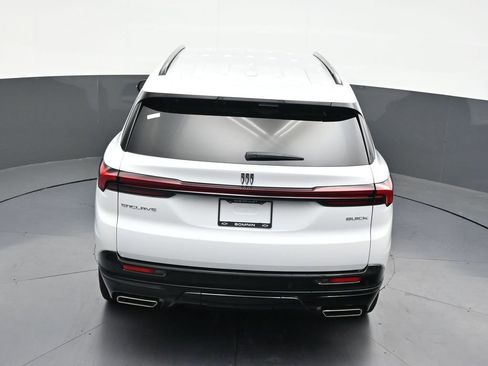 Used 2025 Buick Enclave Sport Touring w/ Power Package FWD image 22