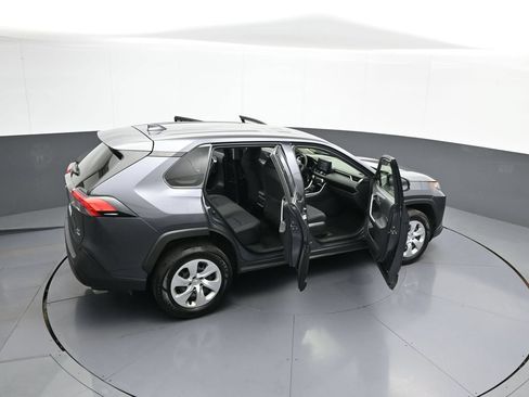 Certified 2022 Toyota RAV4 LE AWD/4WD image 44