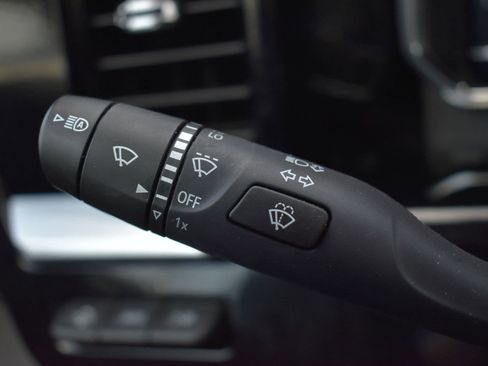 Used 2024 Chevrolet Silverado 1500 LTZ w/ LTZ Premium Package image 26