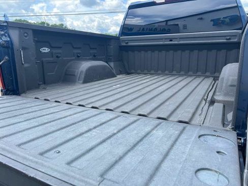 Used 2020 Chevrolet Silverado 1500 LT Trail Boss AWD/4WD image 12