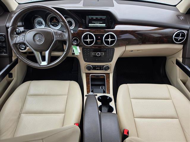 Used 2015 Mercedes-Benz GLK 250 BlueTEC 4MATIC image 13