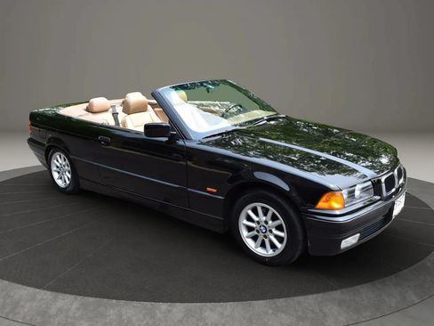 Used 1999 BMW 328i Convertible RWD image 19