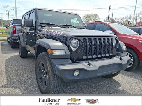 Used 2018 Jeep Wrangler Unlimited Sport image 1