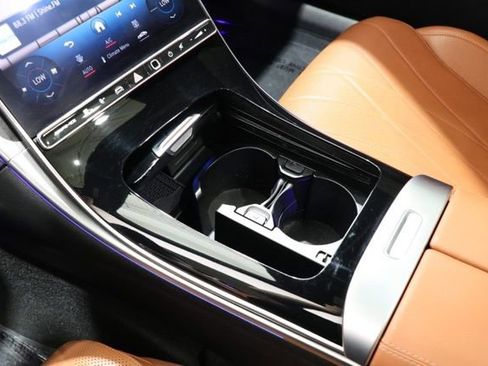 Used 2024 Mercedes-Benz C 63 AMG S image 33