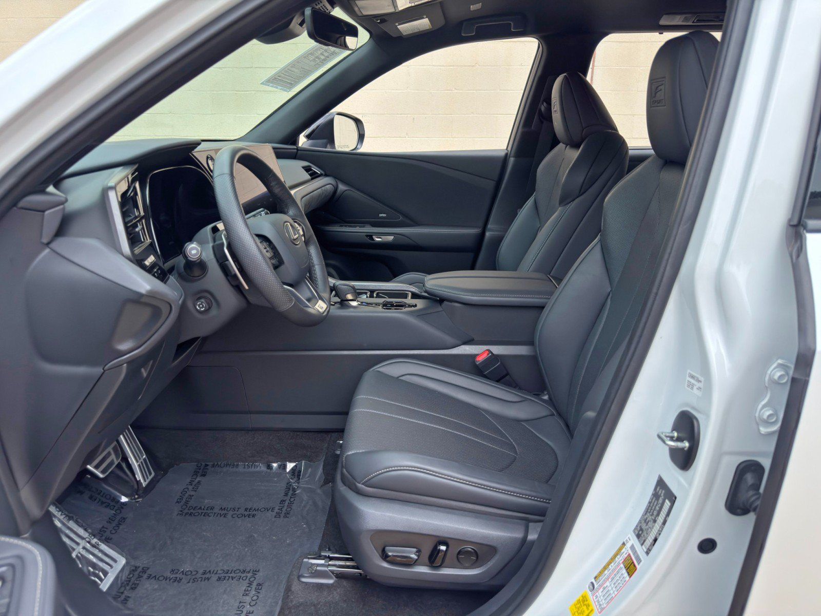 Used 2024 Lexus TX 500h AWD w/ Technology Package image 15