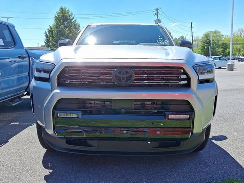 New 2026 Toyota 4Runner 4WD image 2