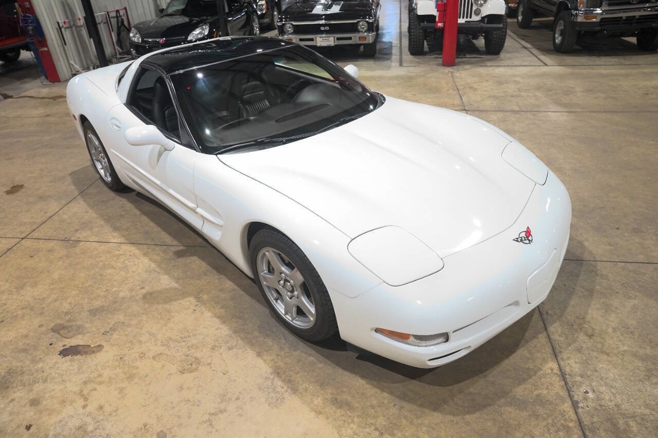 Used 1998 Chevrolet Corvette Coupe RWD image 14
