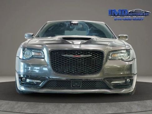 Used 2022 Chrysler 300 S w/ Comfort Group RWD image 2