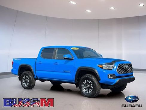 Used 2020 Toyota Tacoma TRD Off-Road w/ TRD Premium Off Road Package AWD/4WD image 1