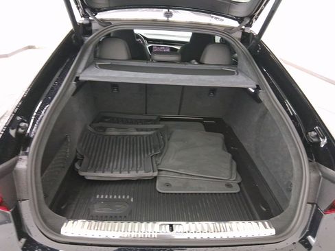 Used 2024 Audi RS 7 Performance w/ Bronze Edition image 29