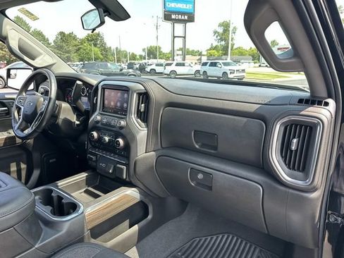 Used 2019 Chevrolet Silverado 1500 RST w/ All-Star Edition AWD/4WD image 27