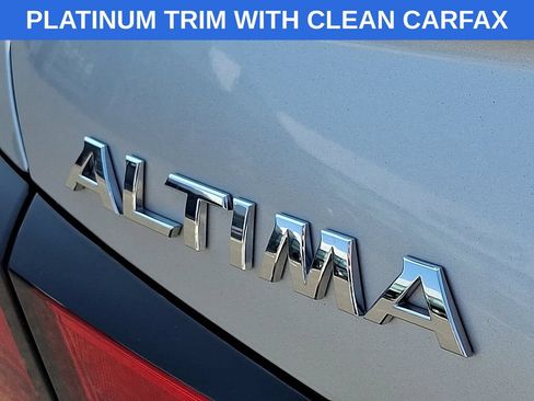 Used 2019 Nissan Altima 2.0 Platinum FWD image 31