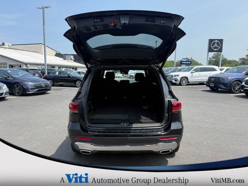 Used 2022 Mercedes-Benz GLB 250 4MATIC image 22