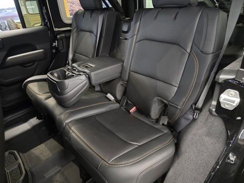 Used 2025 Jeep Wrangler Unlimited Rubicon 392 AWD/4WD image 37