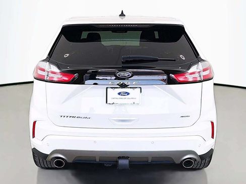 Used 2022 Ford Edge Titanium w/ Equipment Group 301A AWD/4WD image 16