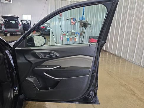 Used 2025 Chevrolet Trax ACTIV w/ Driver Confidence Package FWD image 29