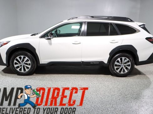 Used 2024 Subaru Outback Premium image 10