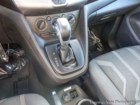 Used 2016 Ford Transit Connect XLT image 20