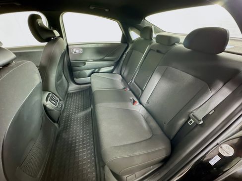 Used 2024 Hyundai Ioniq 6 SE AWD/4WD image 27