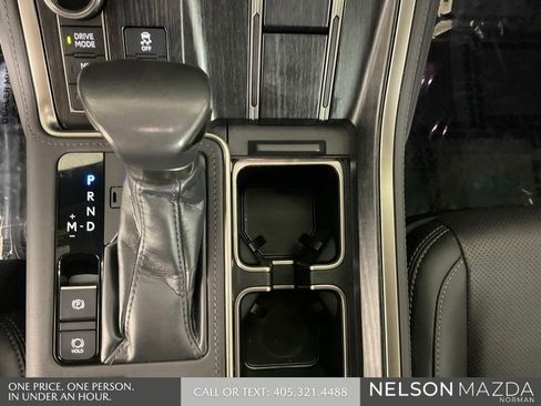 Used 2024 Lexus GX 550 AWD/4WD image 40