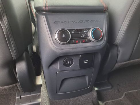 Certified 2025 Ford Explorer ST AWD/4WD image 18