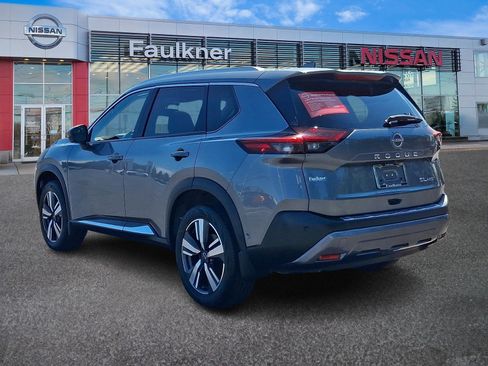 Certified 2023 Nissan Rogue SL w/ SL Premium Package AWD/4WD image 4