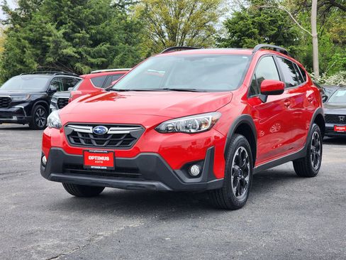Used 2023 Subaru Crosstrek 2.0i Premium AWD/4WD image 3