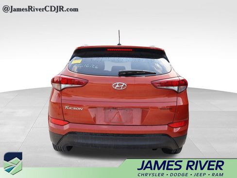 Used 2017 Hyundai Tucson SE FWD image 11
