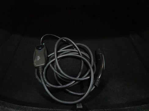 Used 2025 Tesla Model 3 Long Range image 34