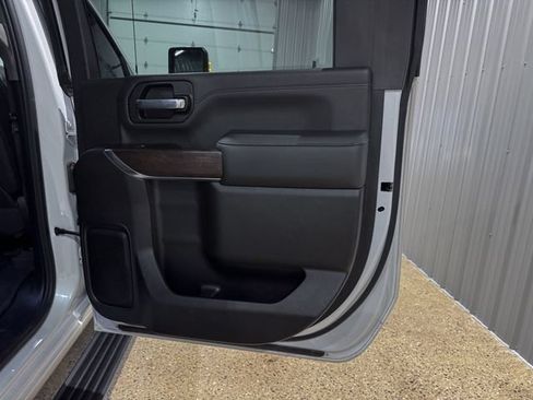 Used 2022 GMC Sierra 2500 Denali AWD/4WD image 28