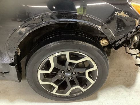 Used 2017 Subaru Crosstrek 2.0i Premium image 15