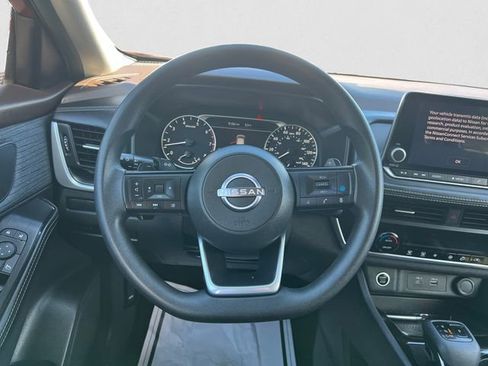 Used 2023 Nissan Rogue SV AWD/4WD image 12