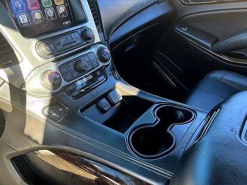 Used 2015 Chevrolet Tahoe LT image 12