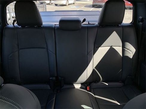 Used 2024 Toyota Tacoma TRD Sport image 30