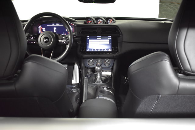 Certified 2024 Nissan Z Performance w/ Floor Mat Package RWD image 30