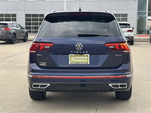 Used 2022 Volkswagen Tiguan SEL R-Line image 5