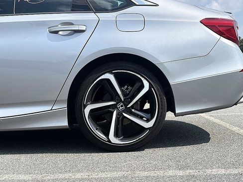 Used 2022 Honda Accord Sport Special Edition image 10