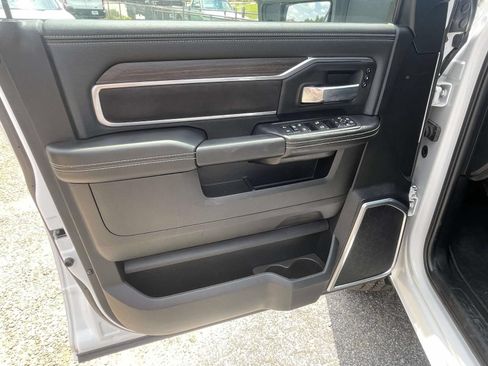 Used 2026 RAM 2500 Laramie AWD/4WD image 19