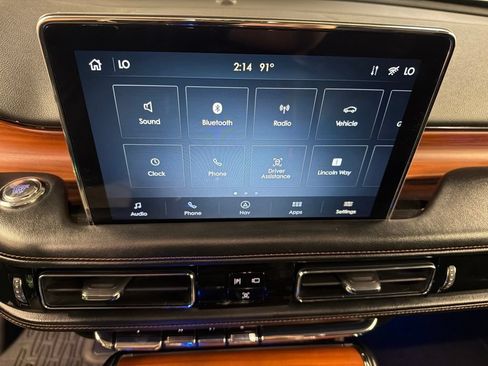 Used 2020 Lincoln Aviator Reserve w/ Equipment Group 202A AWD/4WD image 9
