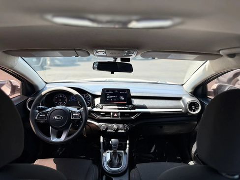 Used 2020 Kia Forte LXS FWD image 23