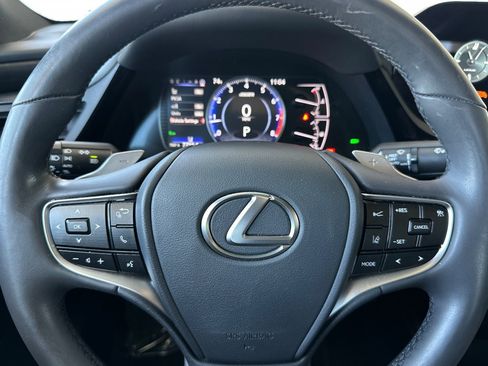 Certified 2024 Lexus ES 350 w/ Premium Package FWD image 12