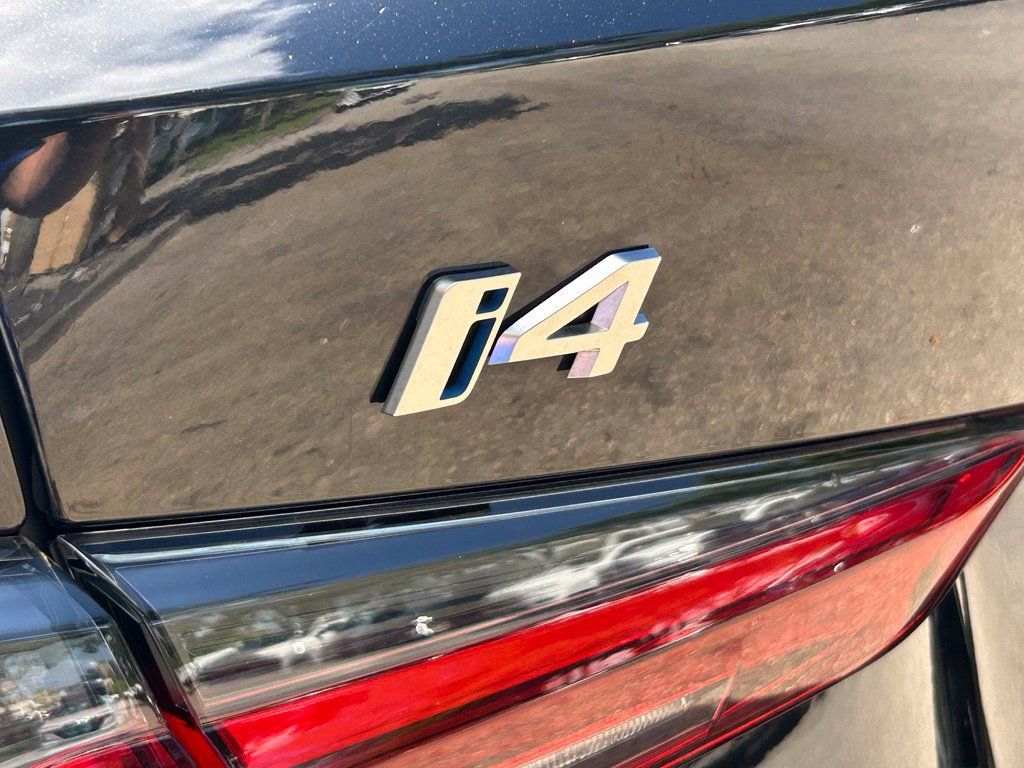 Used 2024 BMW i4 eDrive40 w/ Premium Package RWD image 19