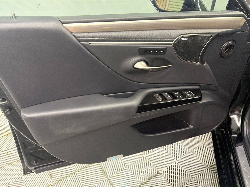 Used 2024 Lexus ES 350 F Sport FWD image 11