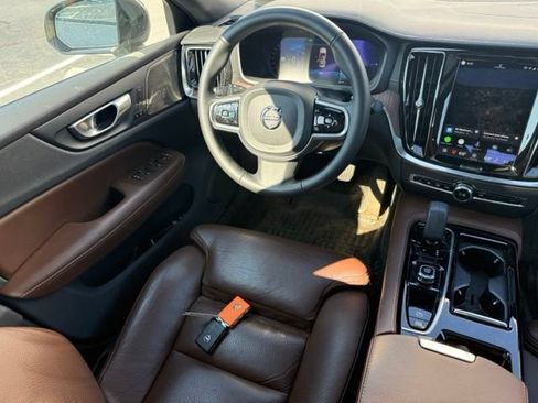 Used 2024 Volvo S60 T8 Ultimate w/ Climate Package AWD/4WD image 8