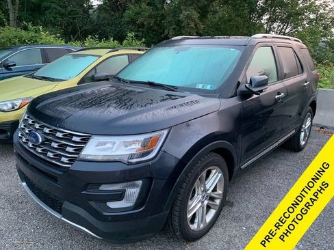 Used 2017 Ford Explorer Limited FWD image 1